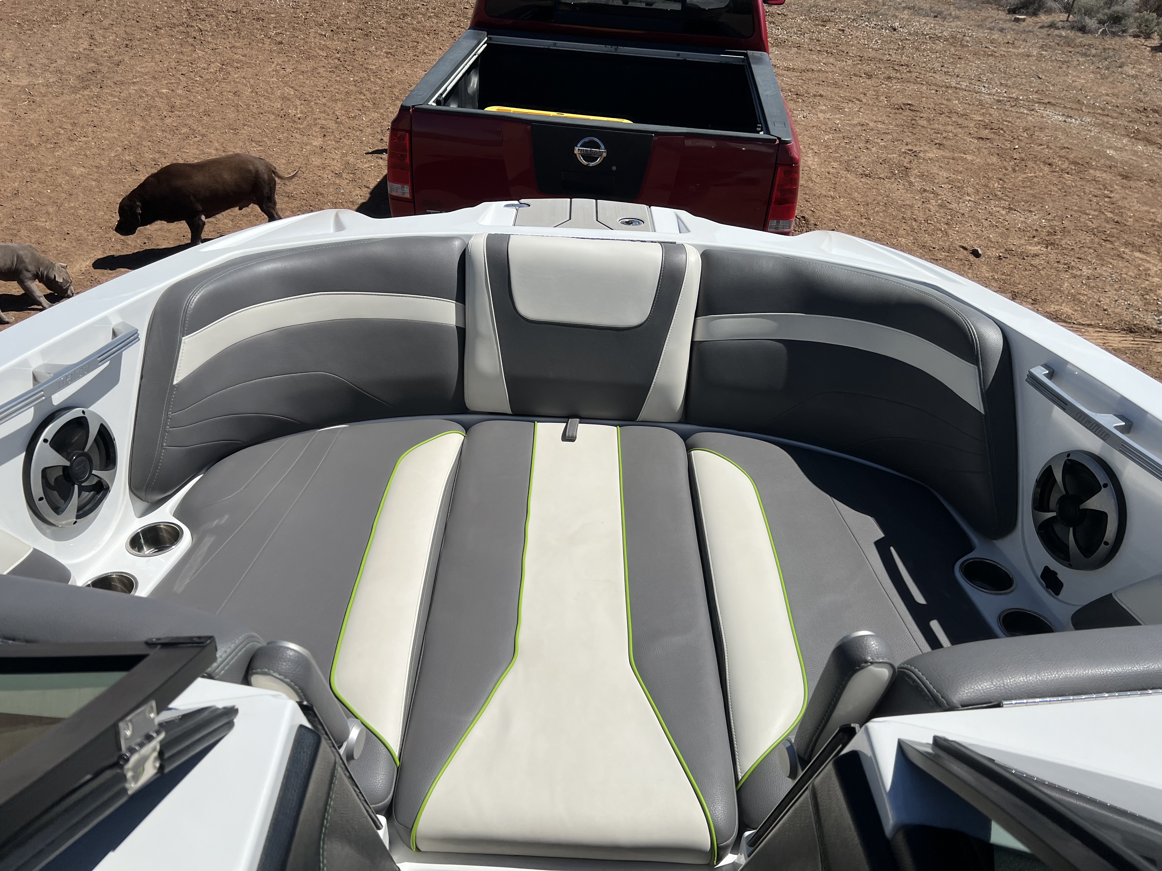 2020 Malibu 22MXZ Icon